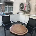 Konut Wooden House Hotell Istanbul
