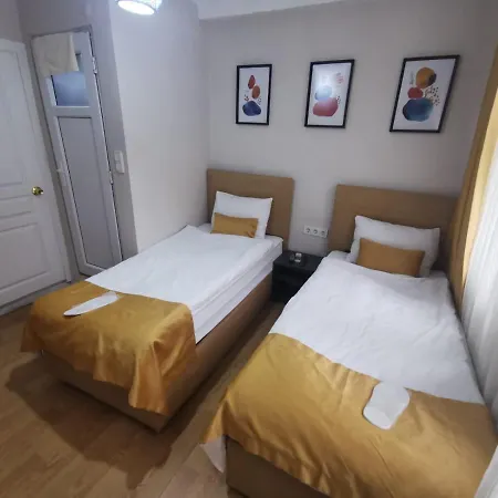 Konut Wooden House Hotel Istanbul