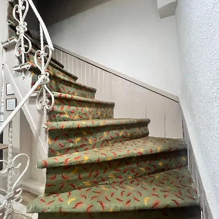 Konut Wooden House Ξενοδοχείο Κωνσταντινούπολη