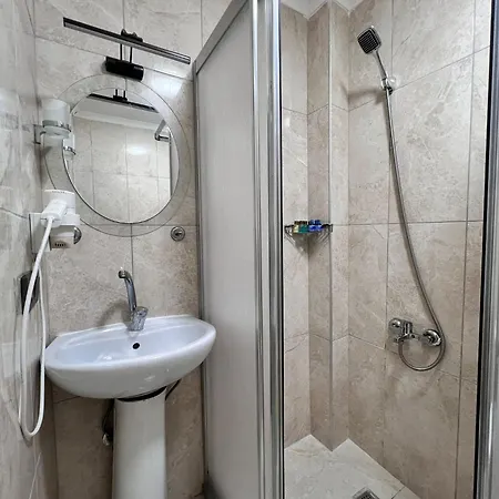 Konut Wooden House 2* Κωνσταντινούπολη