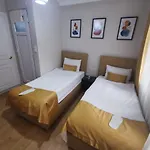 Konut Wooden House Hotel Istanbul