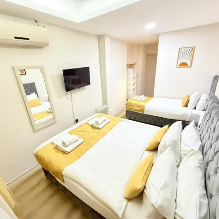 Konut Wooden House Hotel